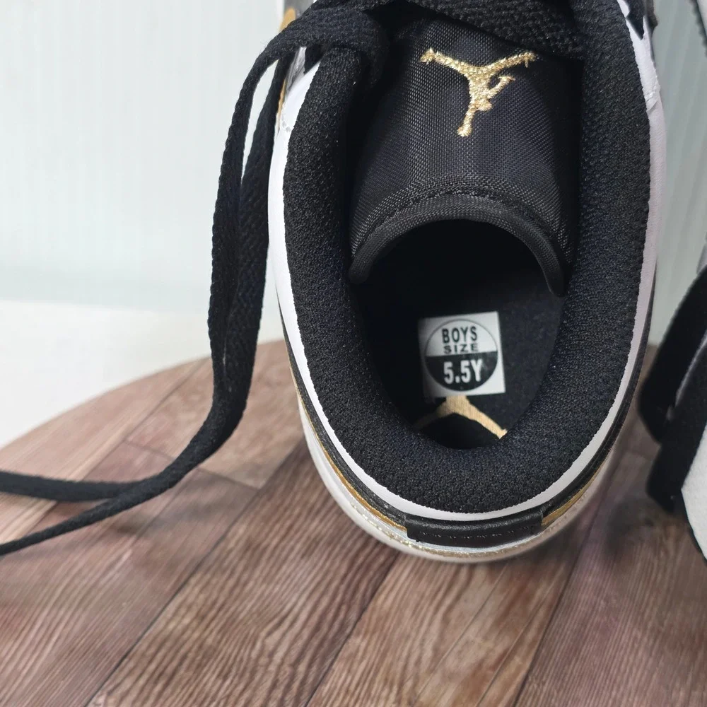 Nike Air Jordan 1 Low Gold Swoosh GS - Kids Size 5.5Y/Womens 7 White Black Gold - Picture 9 of 11